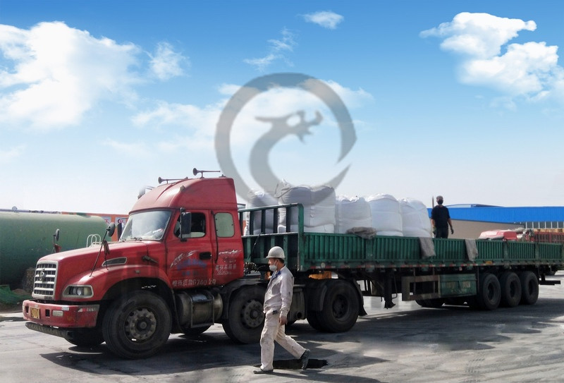 氧化钙在钢铁生产中的作用是什么？